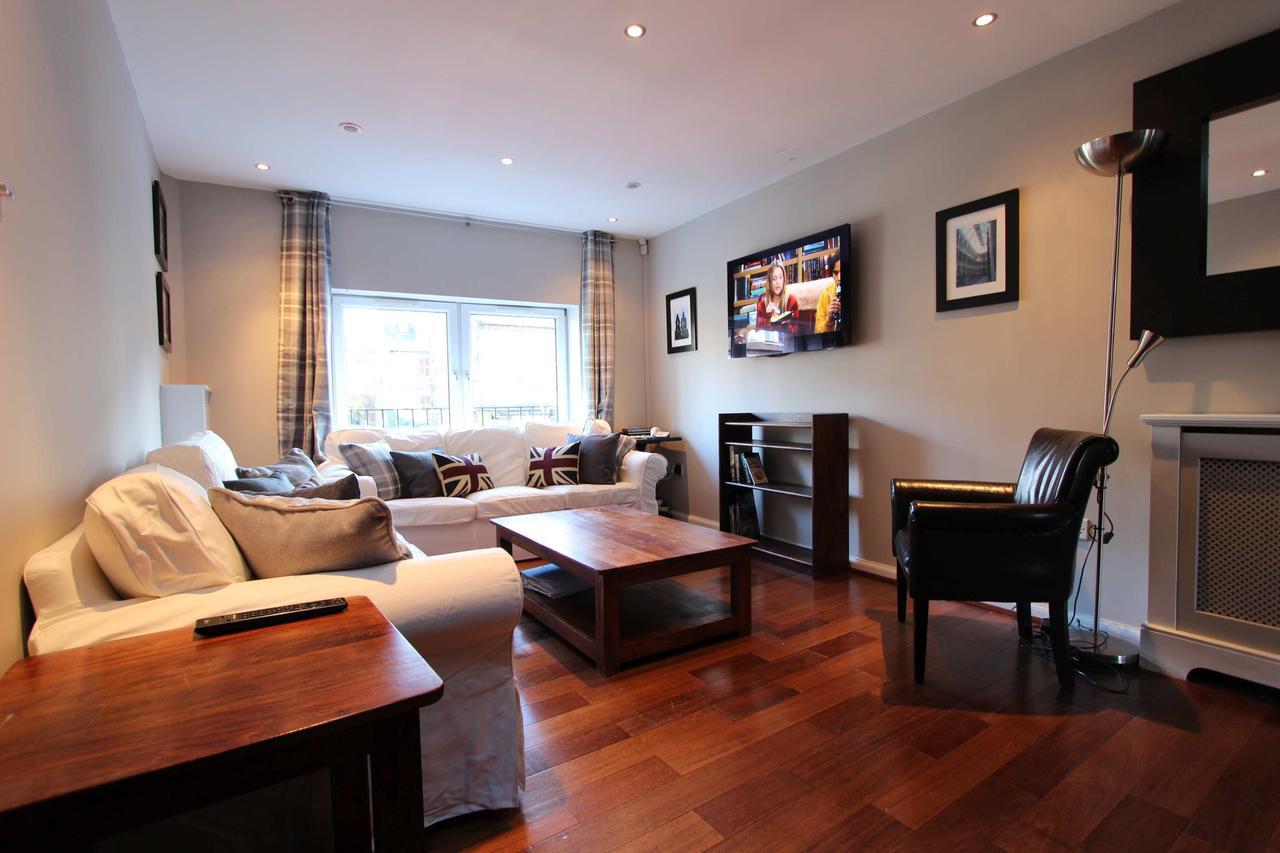 Haymarket Apartman Edinburgh Szoba fotó
